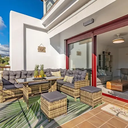 Apartment Piscina Climatizada Gym Jacuzzi Sauna Tennis Estepona